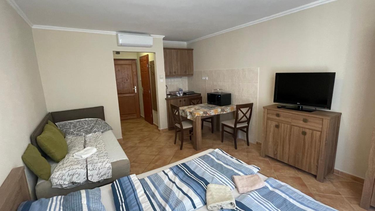Dalma Apartment Gyula Eksteriør bilde